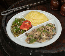 Бефстроганов