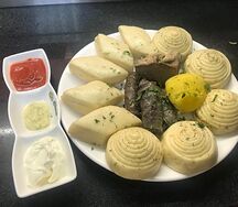 Слоеный хинкал с сушеным мясом