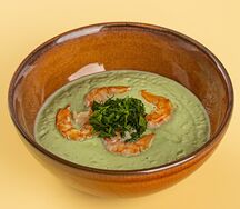 Крем-суп из брокколи с креветками