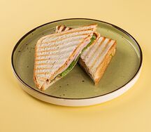 Сэндвич с ветчиной и сыром