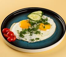 Глазунья из двух яиц