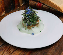 Тартар из тунца с авокадо