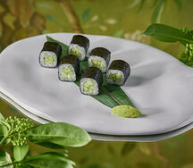 Ролл с огурцом