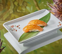 Лосось суши