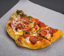 Пицца мясная 1/2