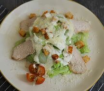 Цезарь с курицей