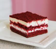Пирожное Красный бархат