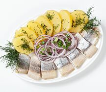Сельдь с картофелем
