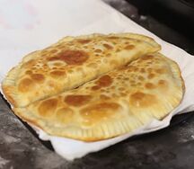 Чебуреки с сыром