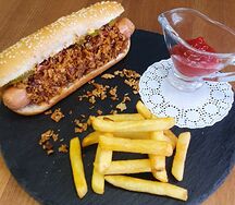 Датский хот-дог с сырной колбаской