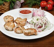 Шашлык из cвинoй шейки