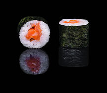 Ролл с лососем копченым - 8 шт