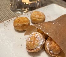 Орешки с вареной сгущенкой