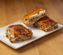 Десерт Пахлава кусочек