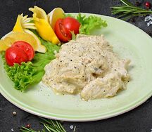 Куриная грудка в сливочном соусе