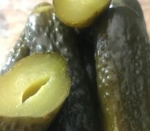 Огурцы солёные
