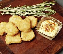 Наггетсы куриные с соусом