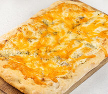 Пицца четыре сыра