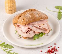 Чиабатта с мортаделлой и яичным тартаром