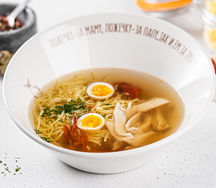 Суп-лапша с индейкой, перепелиным яйцом и вялеными томатами