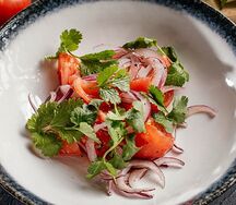 Узбекские томаты с ялтинским луком