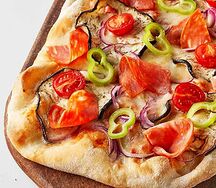 Пицца Баклажан и чоризо