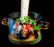 Мидии в соусе Том ям