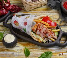 Греческая шаурма гирос с курицей