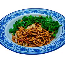 Жареная лапша с курицей 