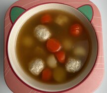 Куриный суп с фрикадельками