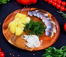 Селедка с картофелем отварным
