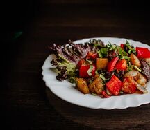 Жаркое по-домашнему с мясом на выбор