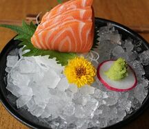 Сашими лосось