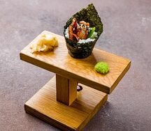 Хенд ролл угорь