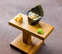 Хенд ролл гребешок спайси