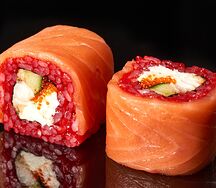 Фирменный ролл Филадельфия Пинк