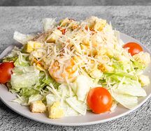 Салат Цезарь с креветкой