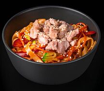 Лапша Удон с курицей в устричном соусе