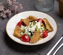 Салат с хрустящими баклажанами