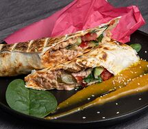 Куриный шашлык в лаваше 