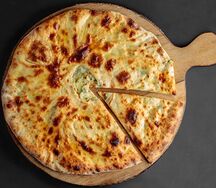 Осетинский пирог с картофелем и сыром