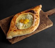 Хачапури по-аджарски Четыре сыра