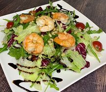 Рукола с креветками