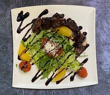 Тёплый салат с куриной печенью