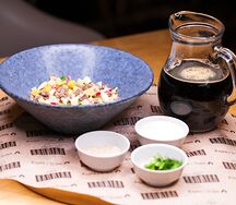 Окрошка с отварной говядиной на квасе