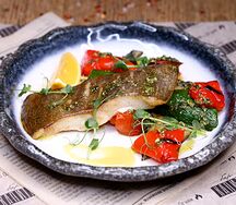 Палтус с овощами на гриле