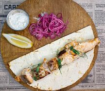 Шашлык из сёмги с соусом тартар