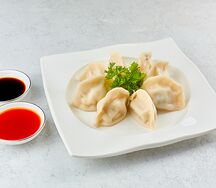 Отварные пельмени с говядиной