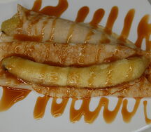 Блинчики с карамелизированным бананом