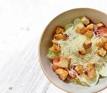 Цезарь с курицей